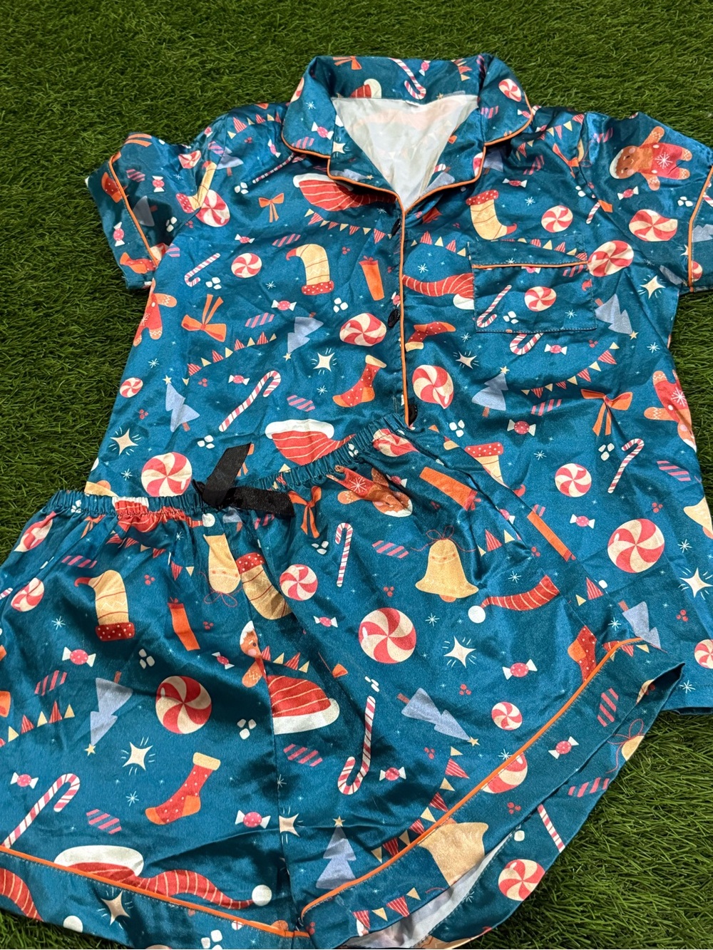SHEIN Silky Button Down Pajama Set - Christmas